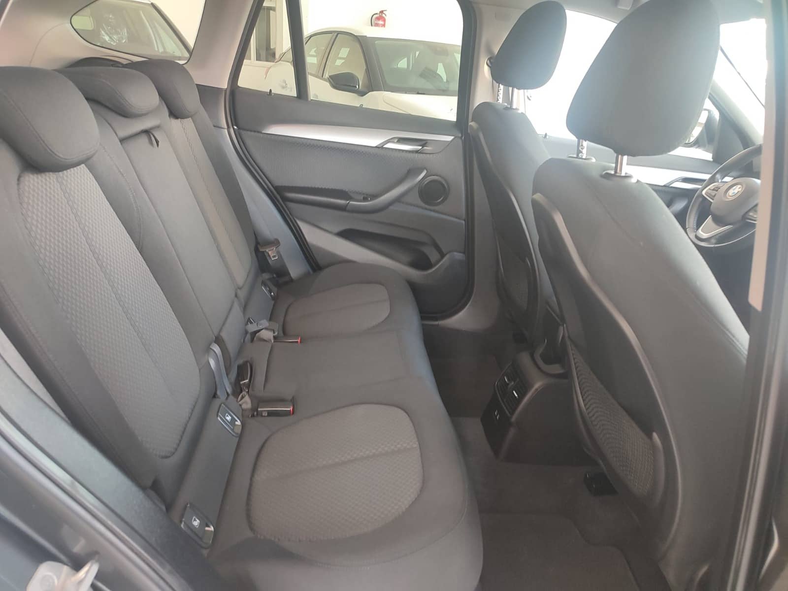 BMW X1 Advantage 1.8i 140 CV Automático