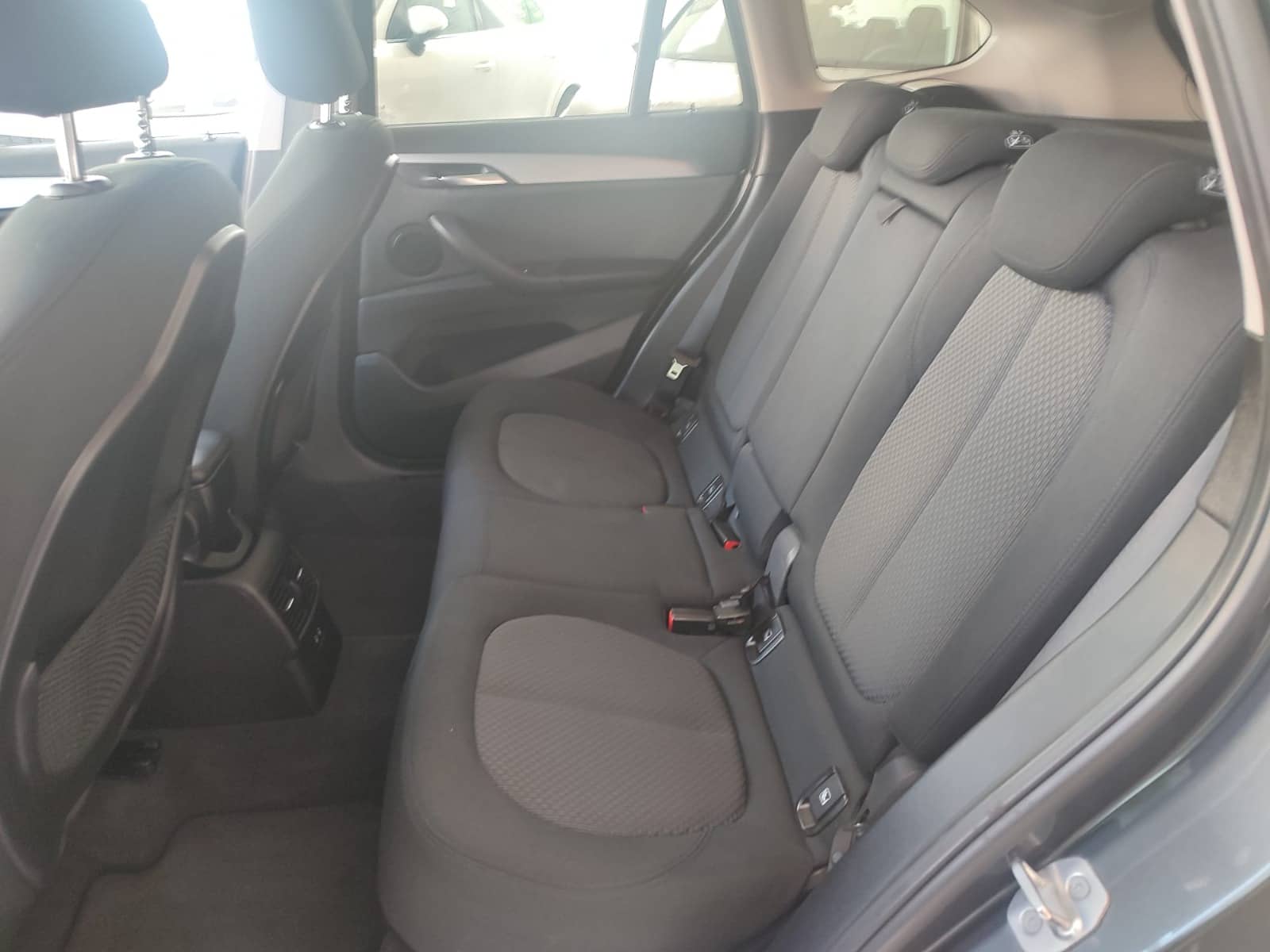 BMW X1 Advantage 1.8i 140 CV Automático