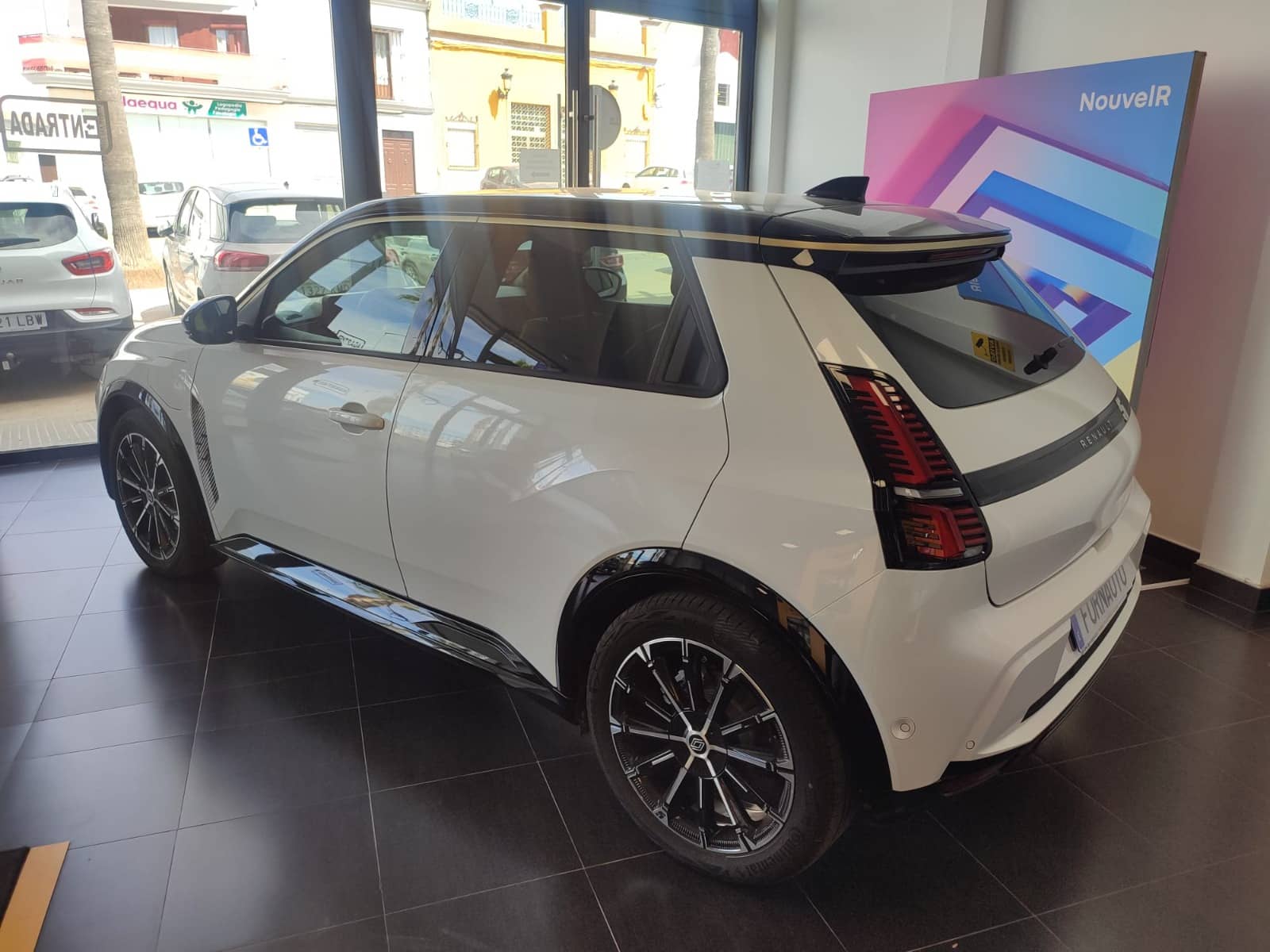 Renault 5 Iconiq Cinq Autonomía Confort 150 CV