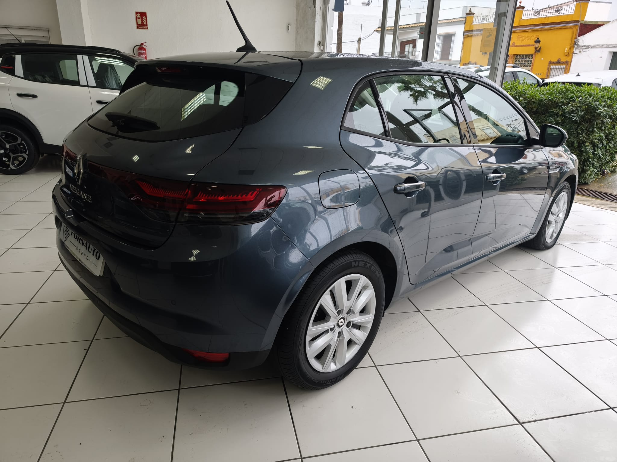 RENAULT MEGANE