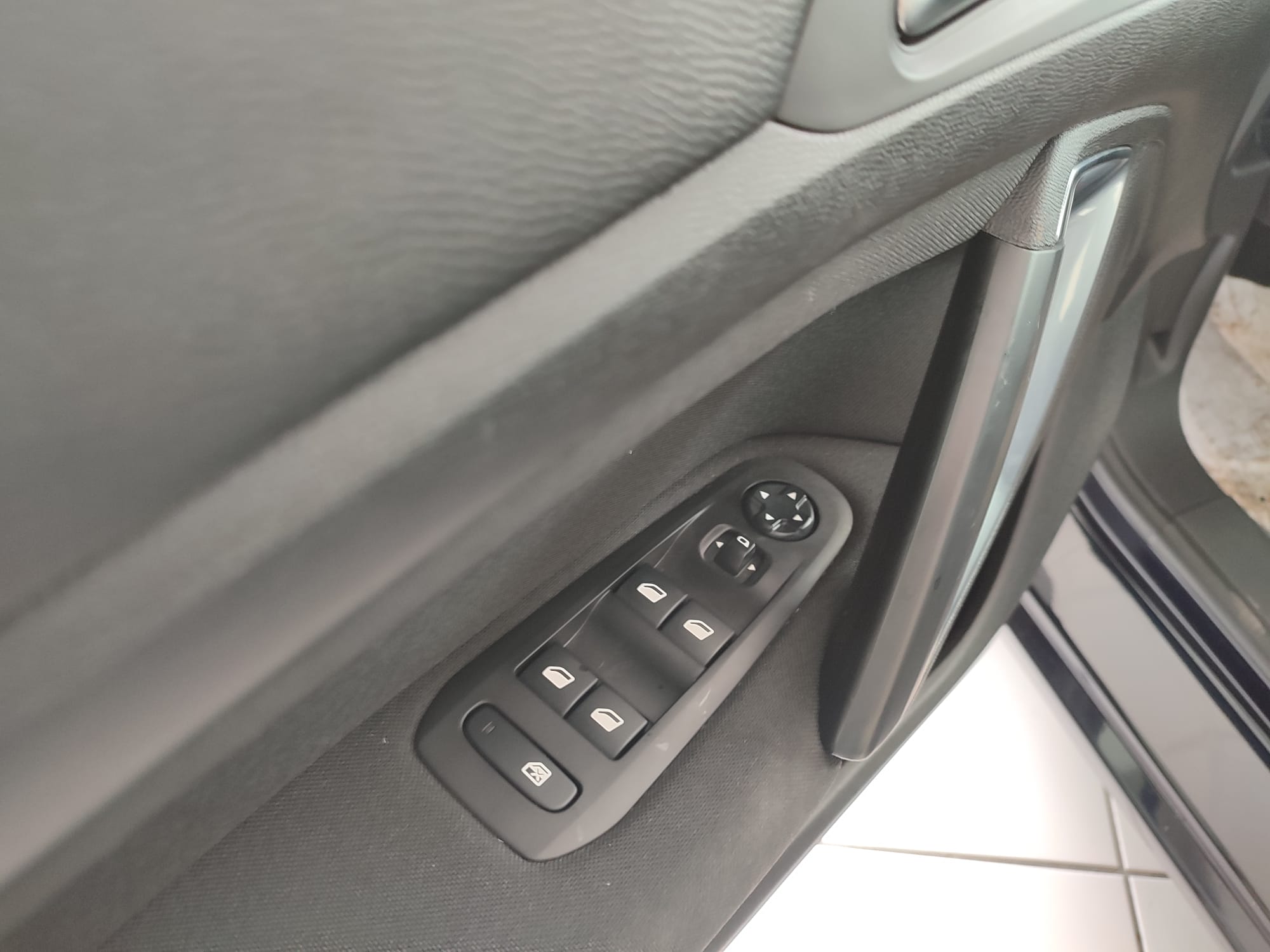 PEUGEOT 308 SW
