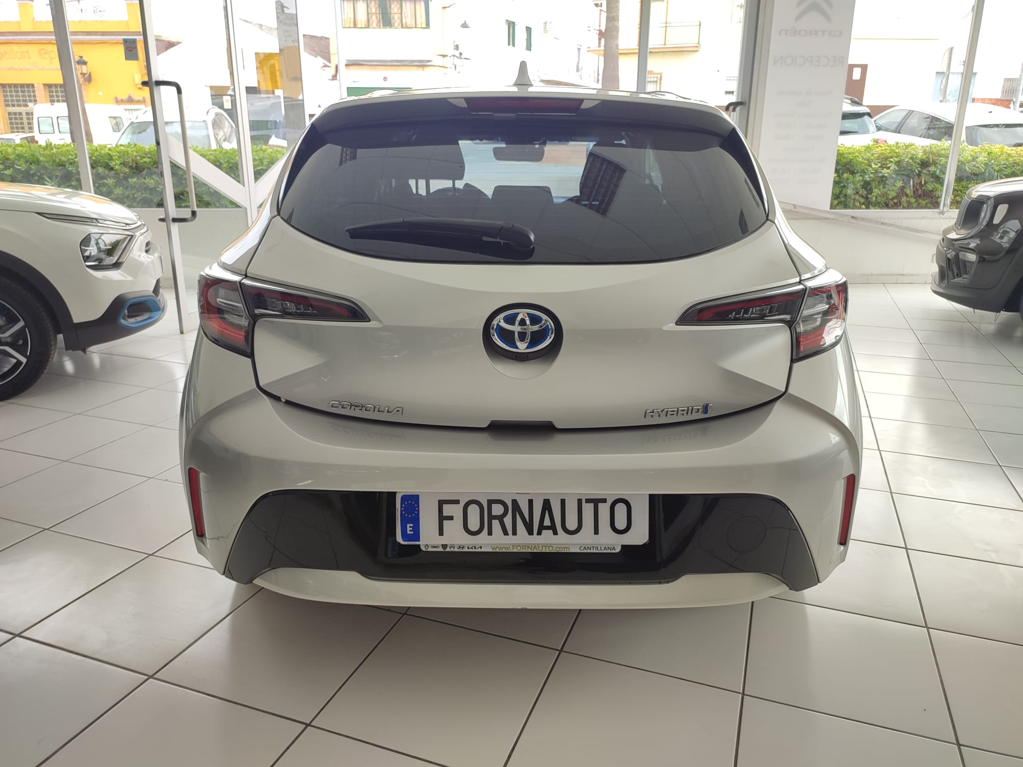 TOYOTA COROLLA