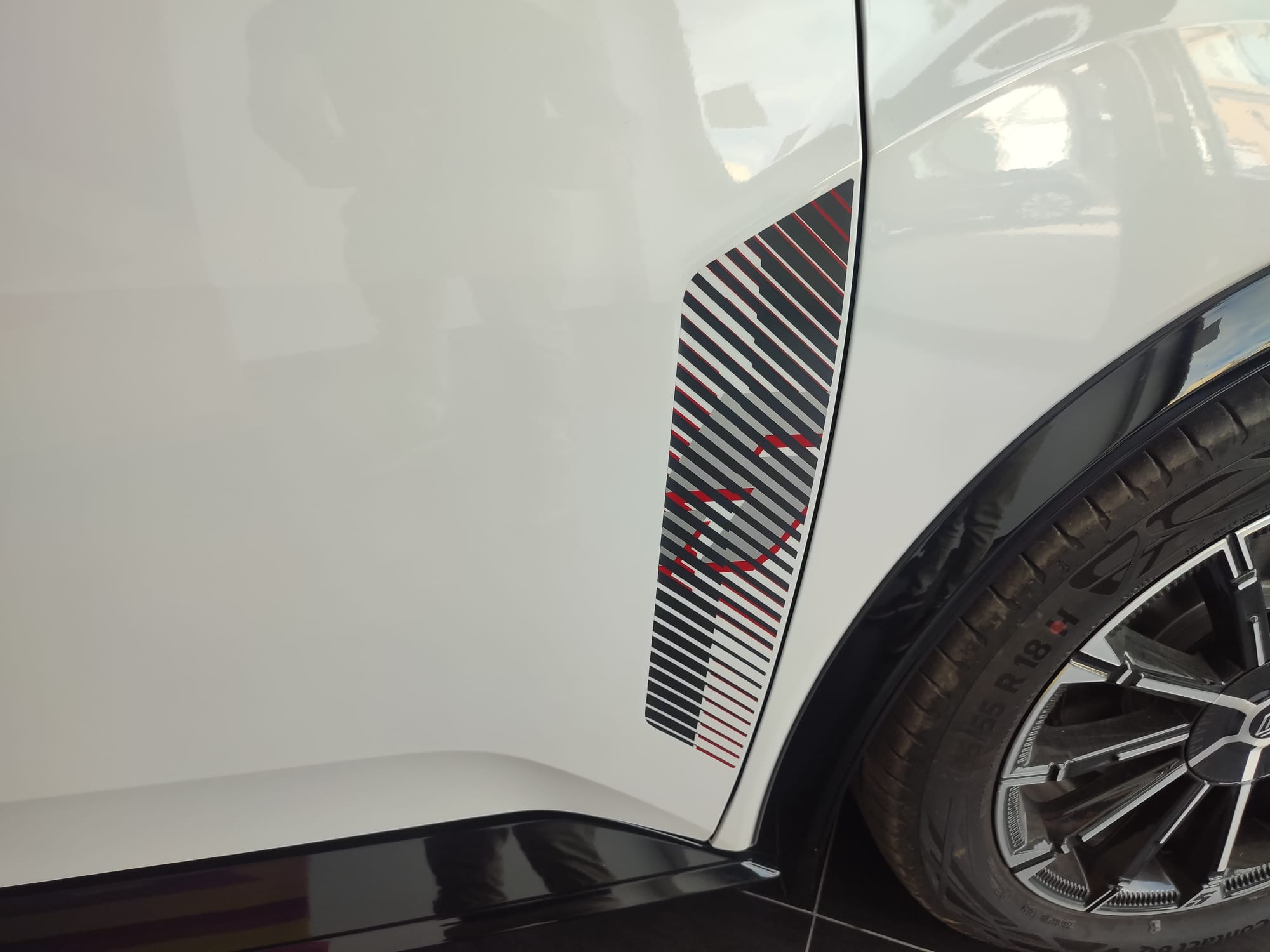 RENAULT ICONIC CINQ