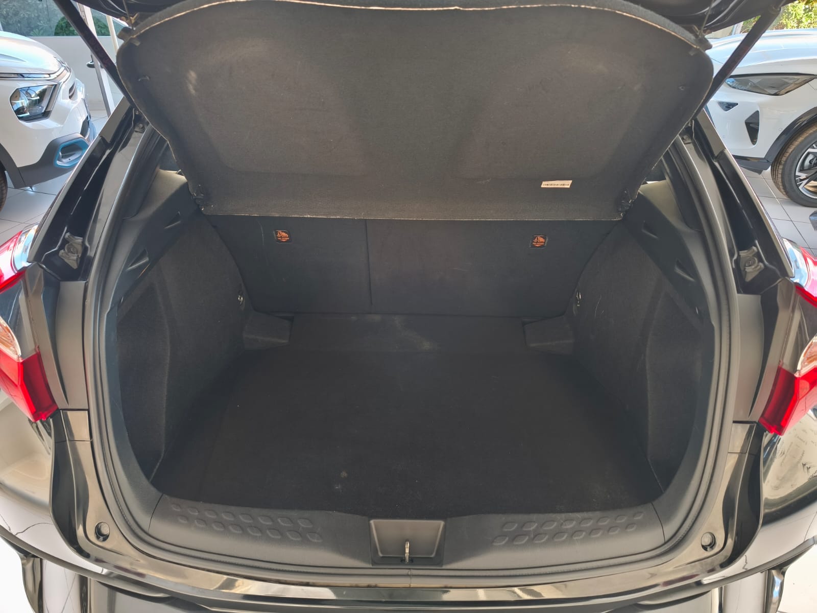 TOYOTA CHR