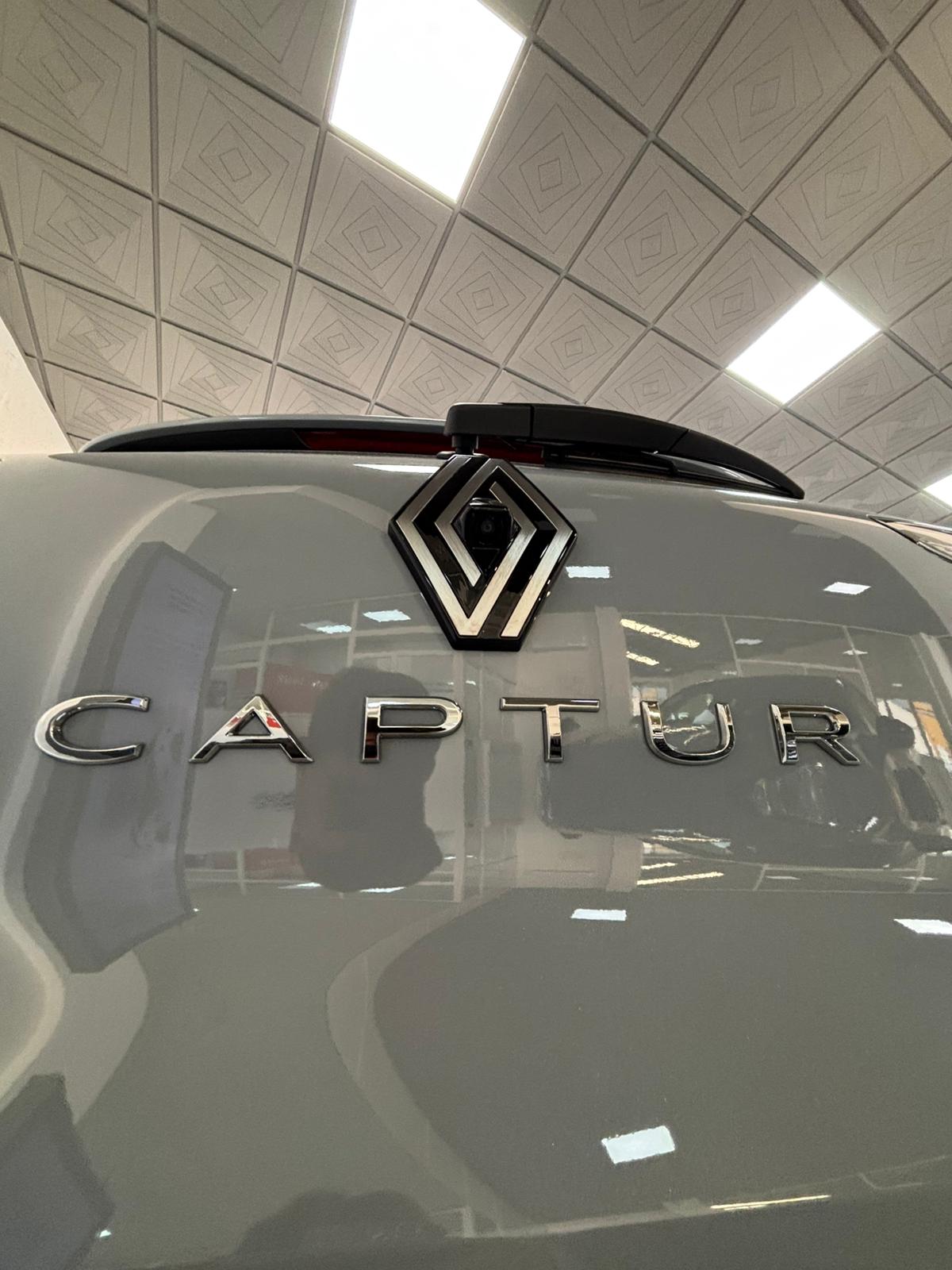 RENAULT CAPTUR