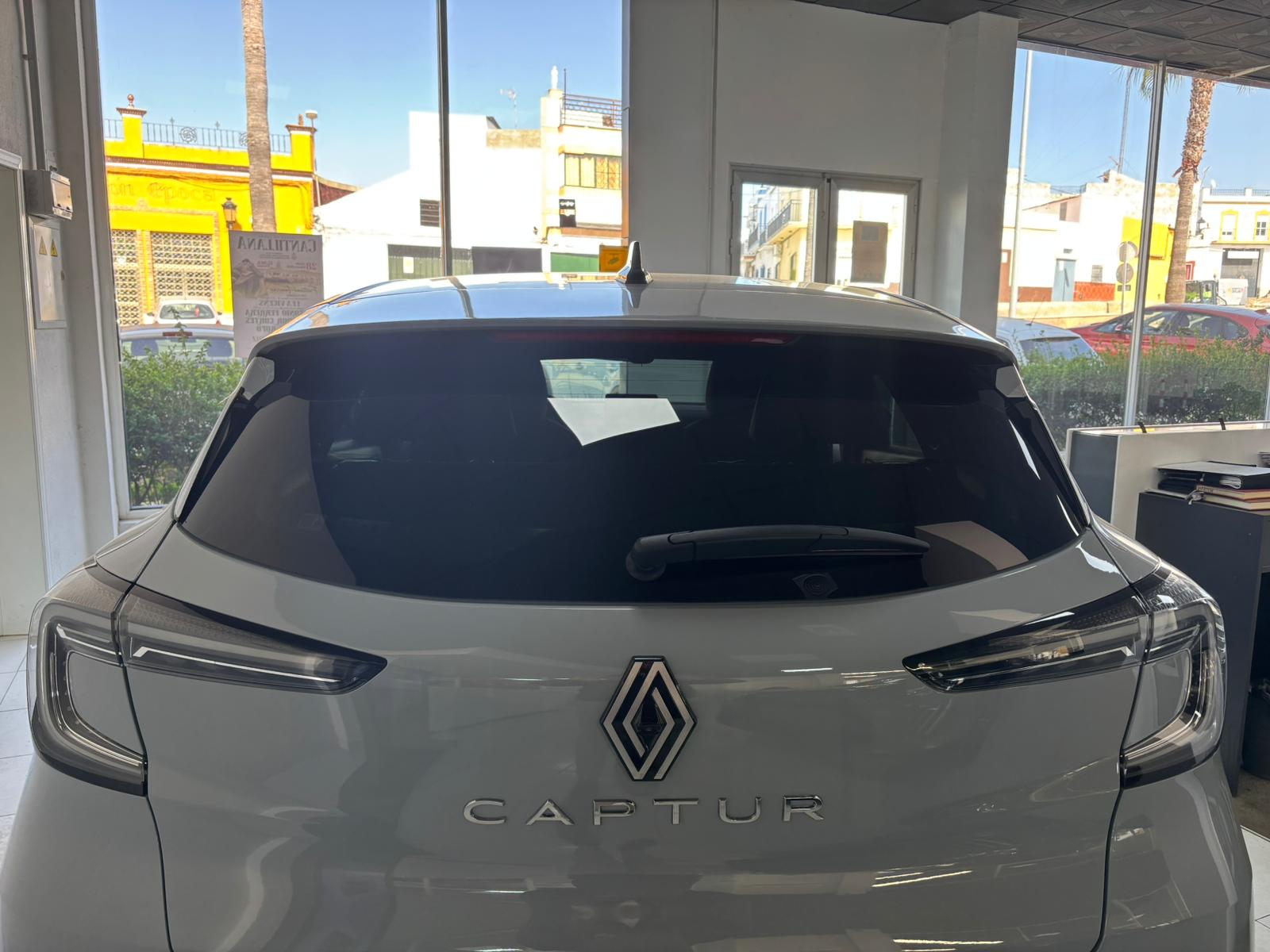 RENAULT CAPTUR