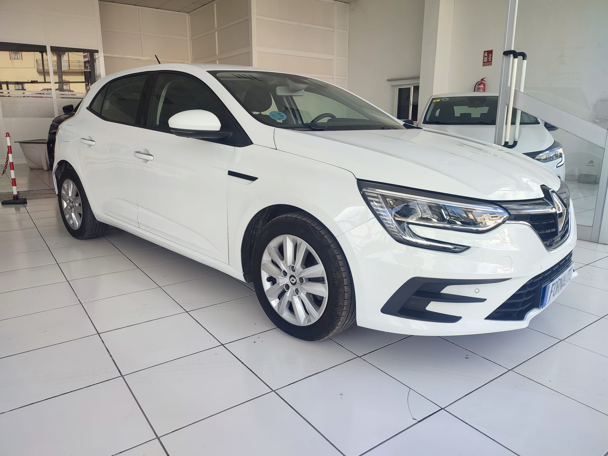 RENAULT MEGANE
