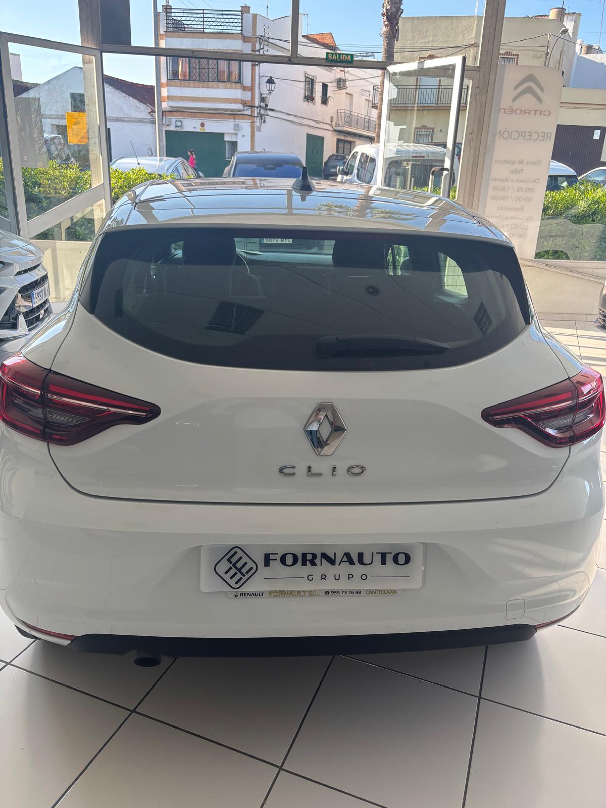 RENAULT CLIO