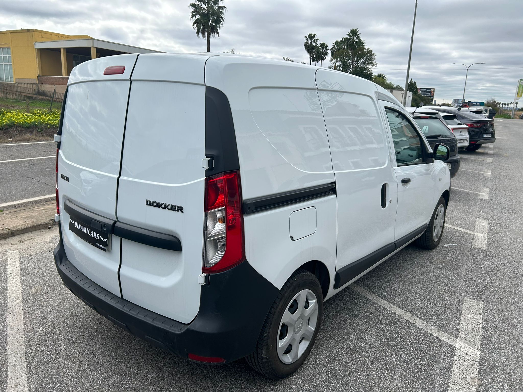 DACIA DOKKER EXPRESS