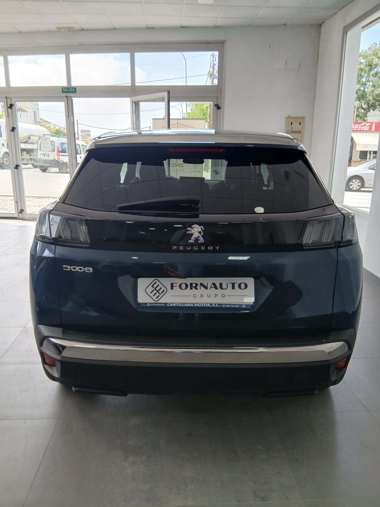 PEUGEOT 3008