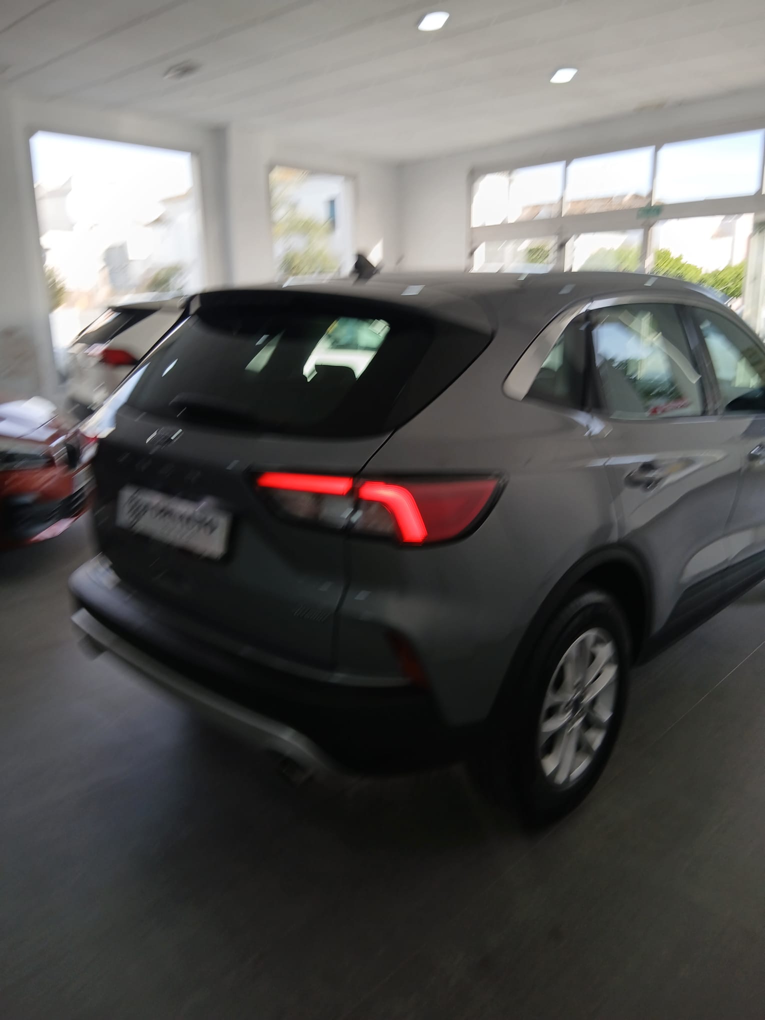 FORD KUGA