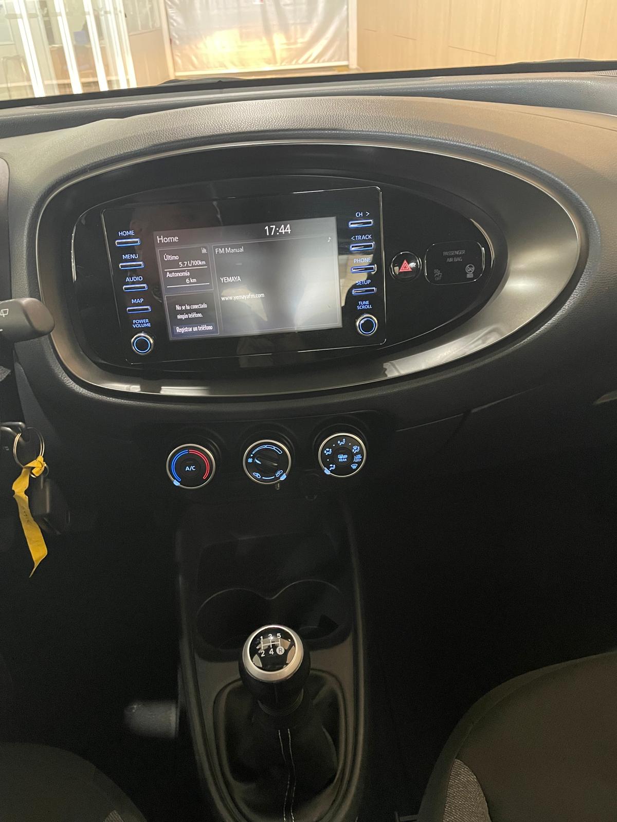 TOYOTA AYGO
