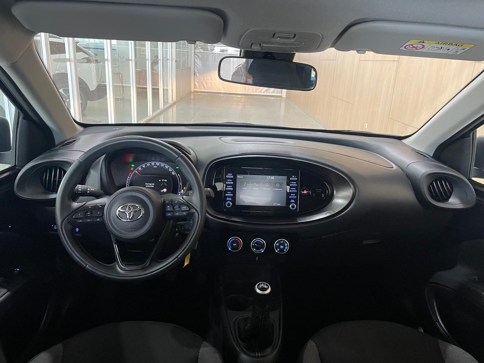 TOYOTA AYGO