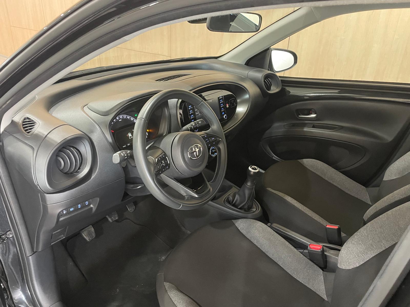 TOYOTA AYGO