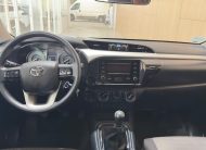 TOTYOTA HILUX