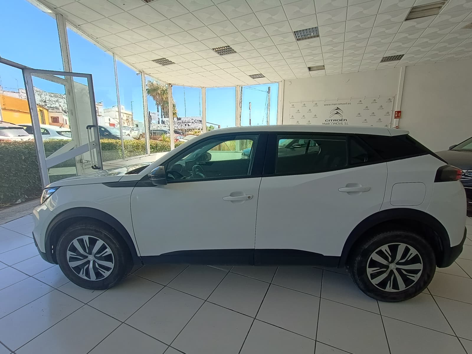 PEUGEOT 2008-N